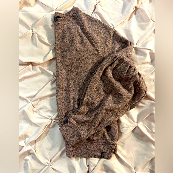 Buffalo crewneck sweater - Picture 12 of 16